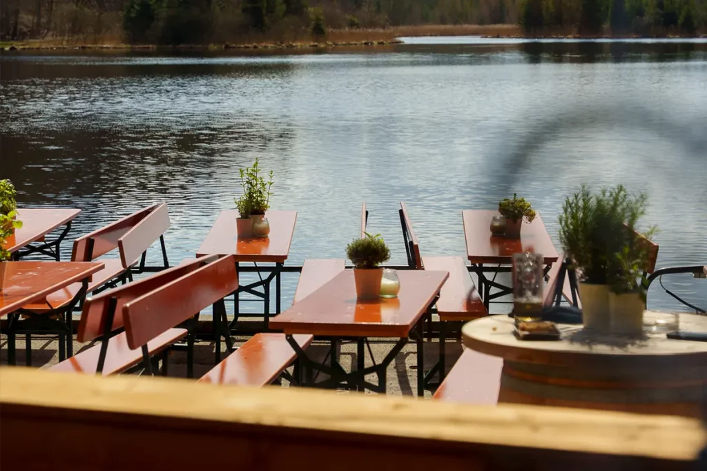 waldhaus-deininger-weiher-weihergarten-2